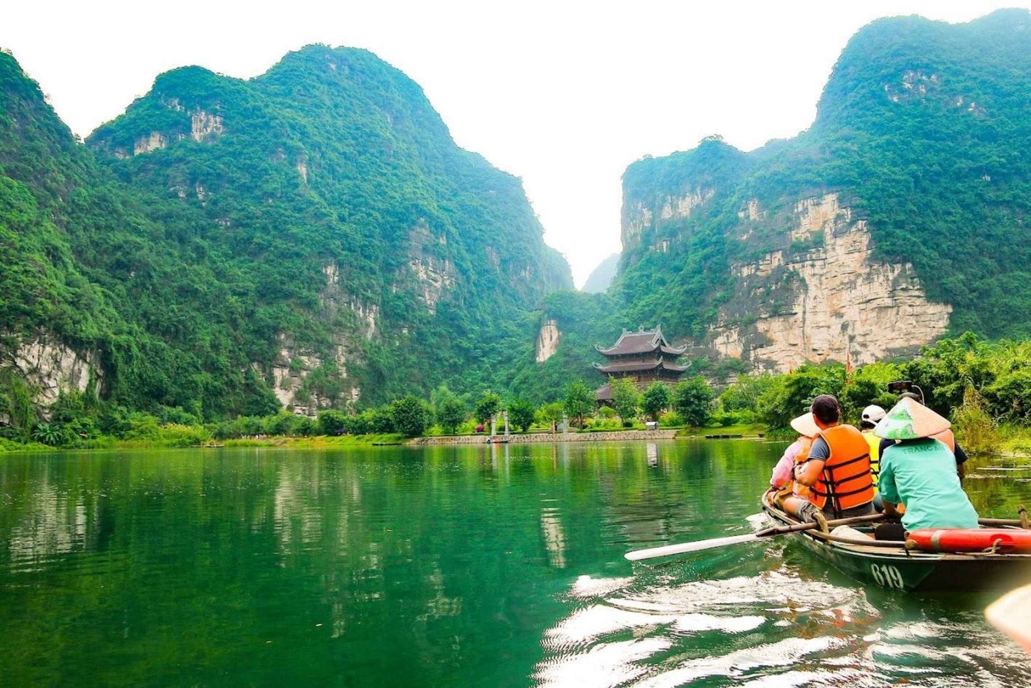 Hanoi: Ninh Binh 1 dag: Hoa Lu, Trang An/Tam Coc och Mua-grottan