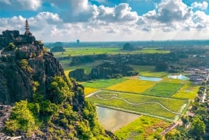 Hanoi/Ninh Binh: 1-Day Tam Coc/Trang An, Hoa Lu & Mua Caves