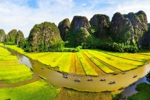 Hanoi/Ninh Binh: 1-Day Tam Coc/Trang An, Hoa Lu & Mua Caves