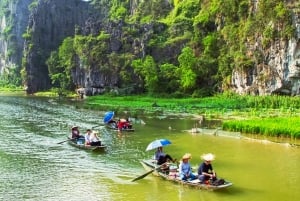 Hanoi/Ninh Binh: 1-Day Tam Coc/Trang An, Hoa Lu & Mua Caves