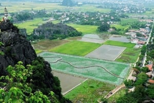Hanoi/Ninh Binh: 1-Day Tam Coc/Trang An, Hoa Lu & Mua Caves