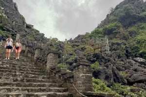 Hanoi: Ninh Binh Hoa Lu, Trang An Boat Ride, Mua Cave Tour