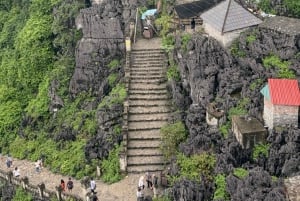 Hanoi: Ninh Binh Hoa Lu, Trang An Boat Ride, Mua Cave Tour