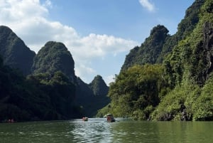 Hanoi: Ninh Binh Hoa Lu, Trang An Boat Ride, Mua Cave Tour