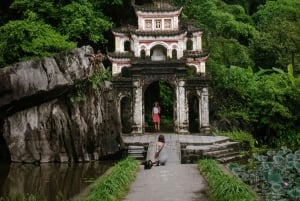 Hanói: passeio em grupo pequeno por Ninh Binh com passeio de barco e almoço