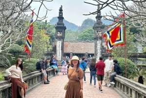 Hanoi: Ninh Binh Small Group Tour with Boat Ride & Lunch