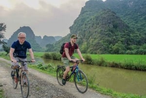Hanoi: Ninh Binh-tur og Ha Long Bay-krydstogt 3-dages tur