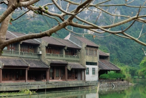 Hanoi: Ninh Binh Ui Valley or Trang An & Mua Caves & Hoa Lu