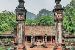 Hanoi: Ninh Binh UNESCO & Sapa Trekking 3-Day Tour by Train