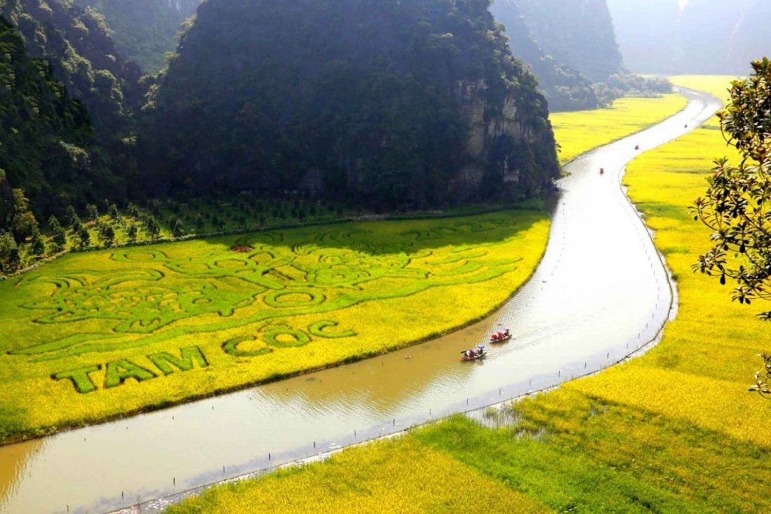 Visite à la journée de luxe Hanoi-Ninhbinh : Hoa Lu, Tam Coc, la grotte de Mua