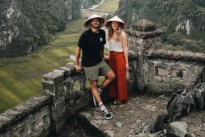 Visite à la journée de luxe Hanoi-Ninhbinh : Hoa Lu, Tam Coc, la grotte de Mua