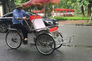 Hanoi: Old Quarter Trishaw Cyclo Tour