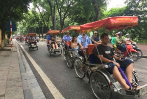 Hanoi: Old Quarter Trishaw Cyclo Tour