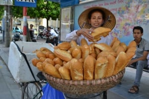 Tour di mezza giornata in bicicletta del Quartiere Vecchio e del Delta del Fiume Rosso di Hanoi