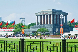 Hanoi Old Quarter & Red River Delta Cycling Half Day Tour