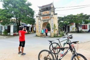 Hanoi: Outskirts Discovery By Bike