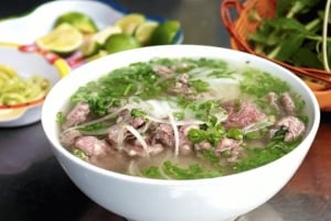 Hanói: Tour de exploración del pho con 3 degustaciones y postre local