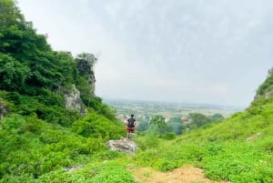 Hanoi: Phu Vinh Bamboo Village & Tram Mountain Relic Complex