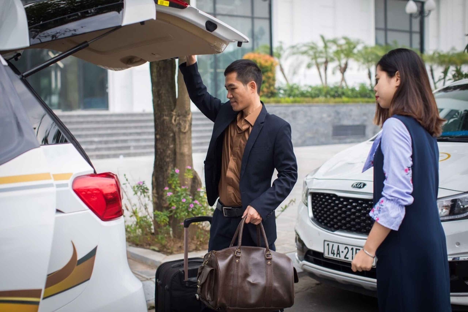 Hanoi: Private Noi Bai International Airport Transfer