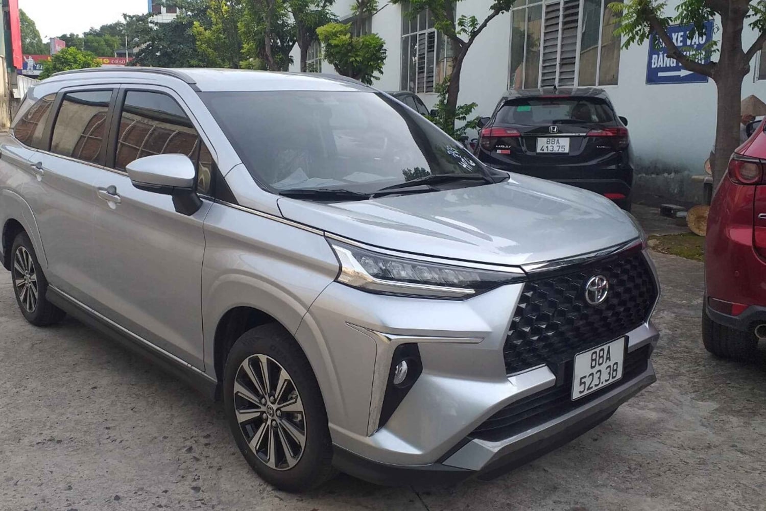 Hanoi: Private Noi Bai International Airport Transfer