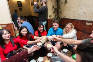Hanoi: Private Street Food Walking Tour w/ a Real Foodie