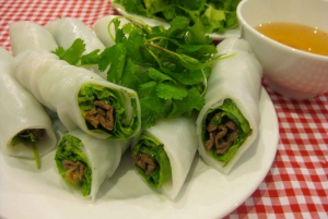 Hanoi: Private Street Food Walking Tour w/ a Real Foodie