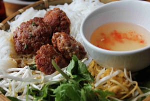 Hanoi: Private Street Food Walking Tour w/ a Real Foodie