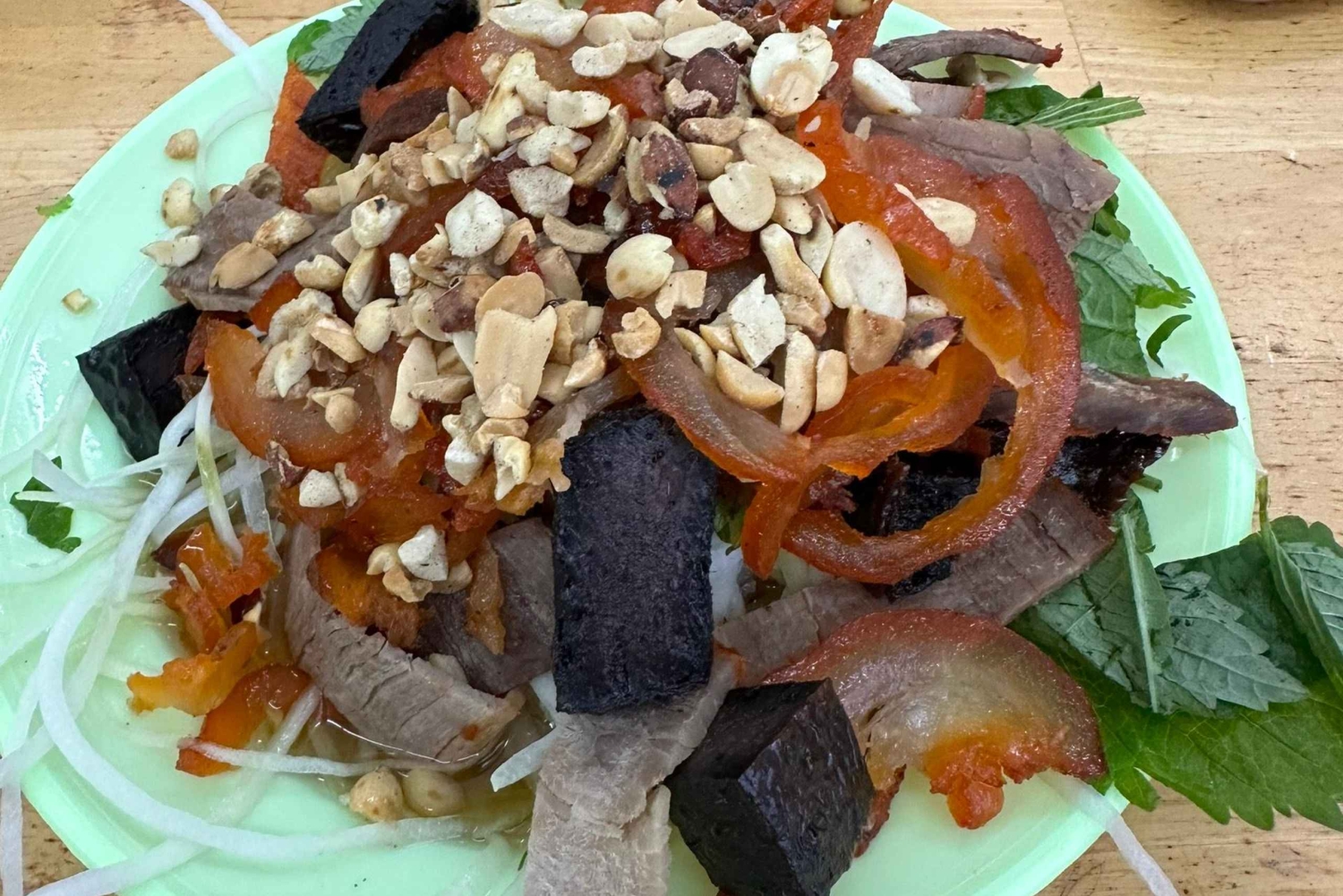 Hanoi: Rainbow Street Food Tour with LGBTQ+ -Friendly Guide