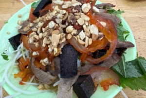 Hanoi: Rainbow Street Food Tour with LGBTQ+ -Friendly Guide