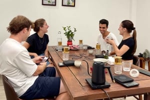 Hanói: Workshop de café salgado: desperta os teus sentidos com 6 bebidas