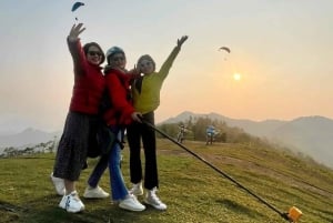 Hanoi Sky Tour: Han Hanoi: Paragliding