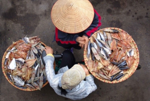 Hanoi: Street Food Experience with 5 Food Stops