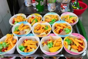 Hanoi: Small-Group Street Food Walking Tour