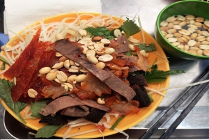 Hanoi: Culinaire tour met Train Street & verborgen steegjes