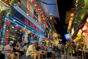 Hanoi Street Food Tour with Train Street - Small Group