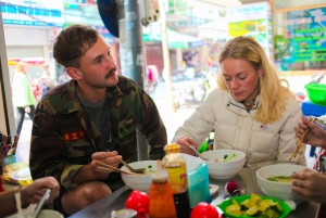 Hanoi: Street Food Walking Tour & Water Puppet Show