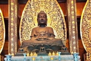 Hanoi: Tam Chuc grootste pagode ter wereld of hoed en wierook