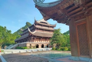 Hanoi Tam Chuc, världens största pagod och rökelseby