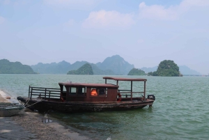 Hanoi Tam Chuc The Biggest Pagoda or Dia Tang Phi Lai Pagoda