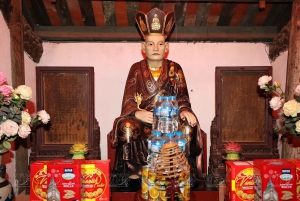 Hanoi: Thang Nghiemin pagoda tai suitsukkeiden kylä ja hattukylä