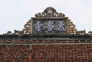 Hanoi: Thang Nghiemin pagoda tai suitsukkeiden kylä ja hattukylä