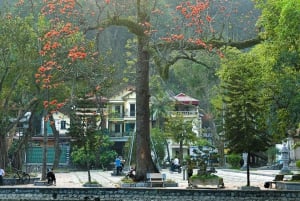Hanoi: Thay Pagoda, Tay Phuong Pagoda, Van Phuc Silk Village