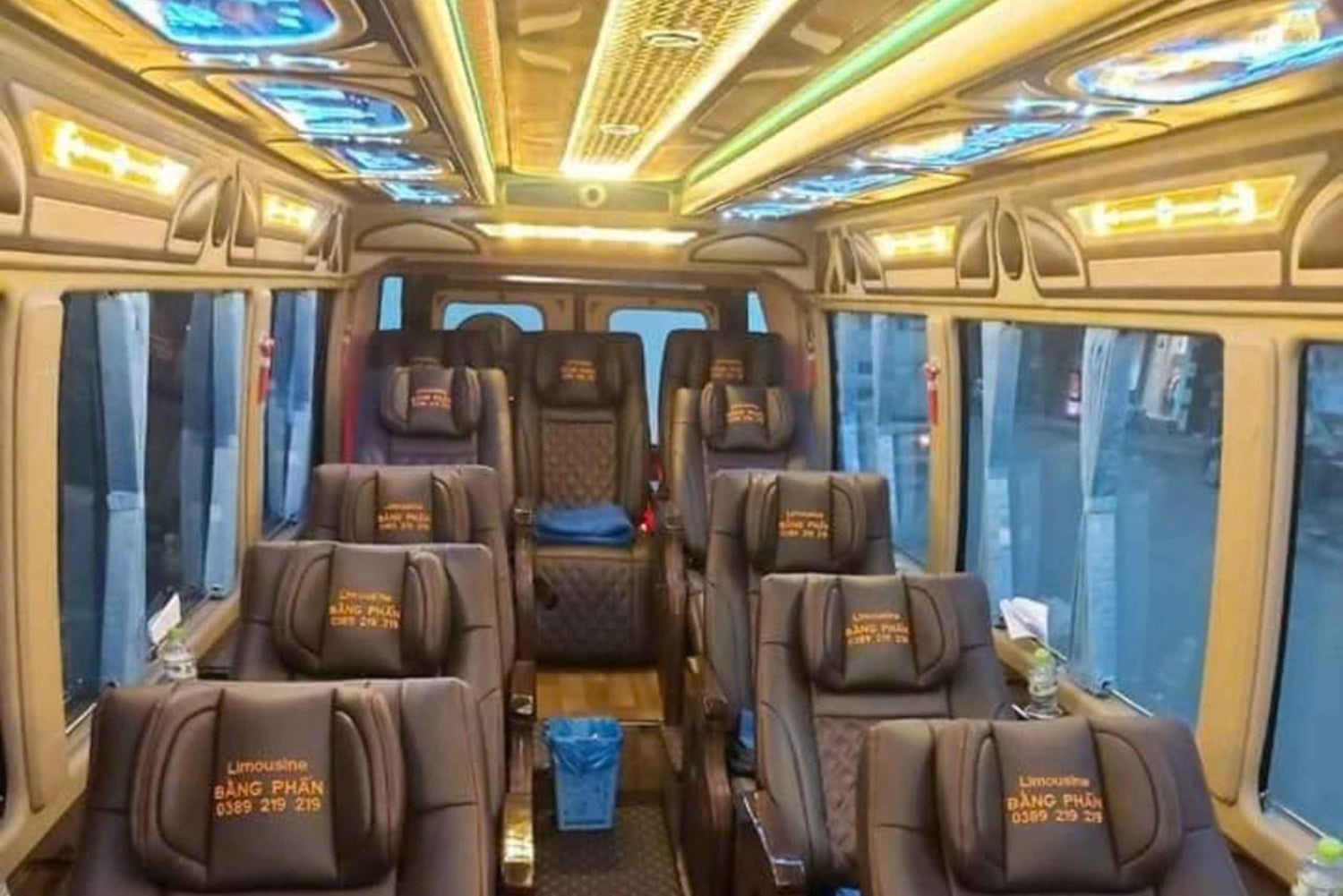 Hanoi: Transfer till/från Ha Giang med lyxlimousin