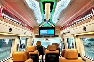 Hanoi: Transfer to/from Sapa by Luxury Limousine