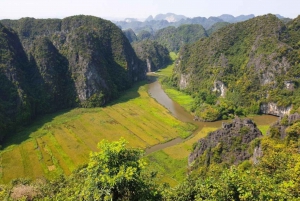 Hanoi: Trasferimento da o per Ninh Binh giornaliero in autobus limousine