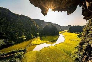 Hanói: Traslado para ou de Ninh Binh diariamente em ônibus limusine