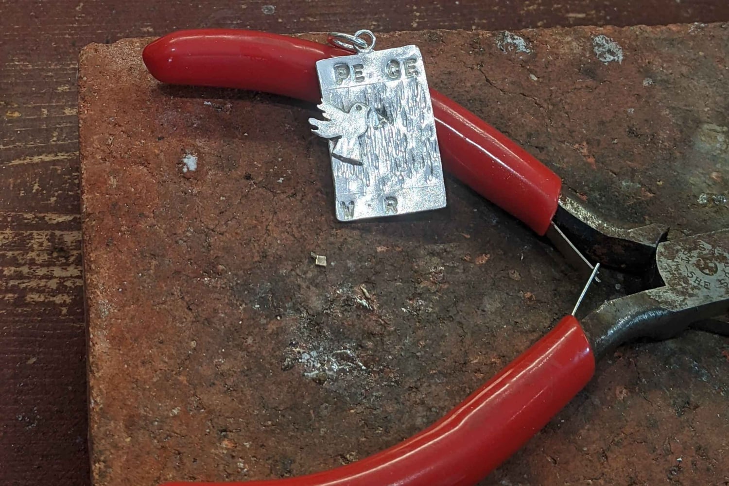 Hanoi: Taller único de fabricación de ANILLOS/COLGANTES de plata