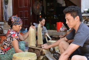 Hanói: fideos, pueblo de la salsa de soja o sombreros y pueblo del incienso