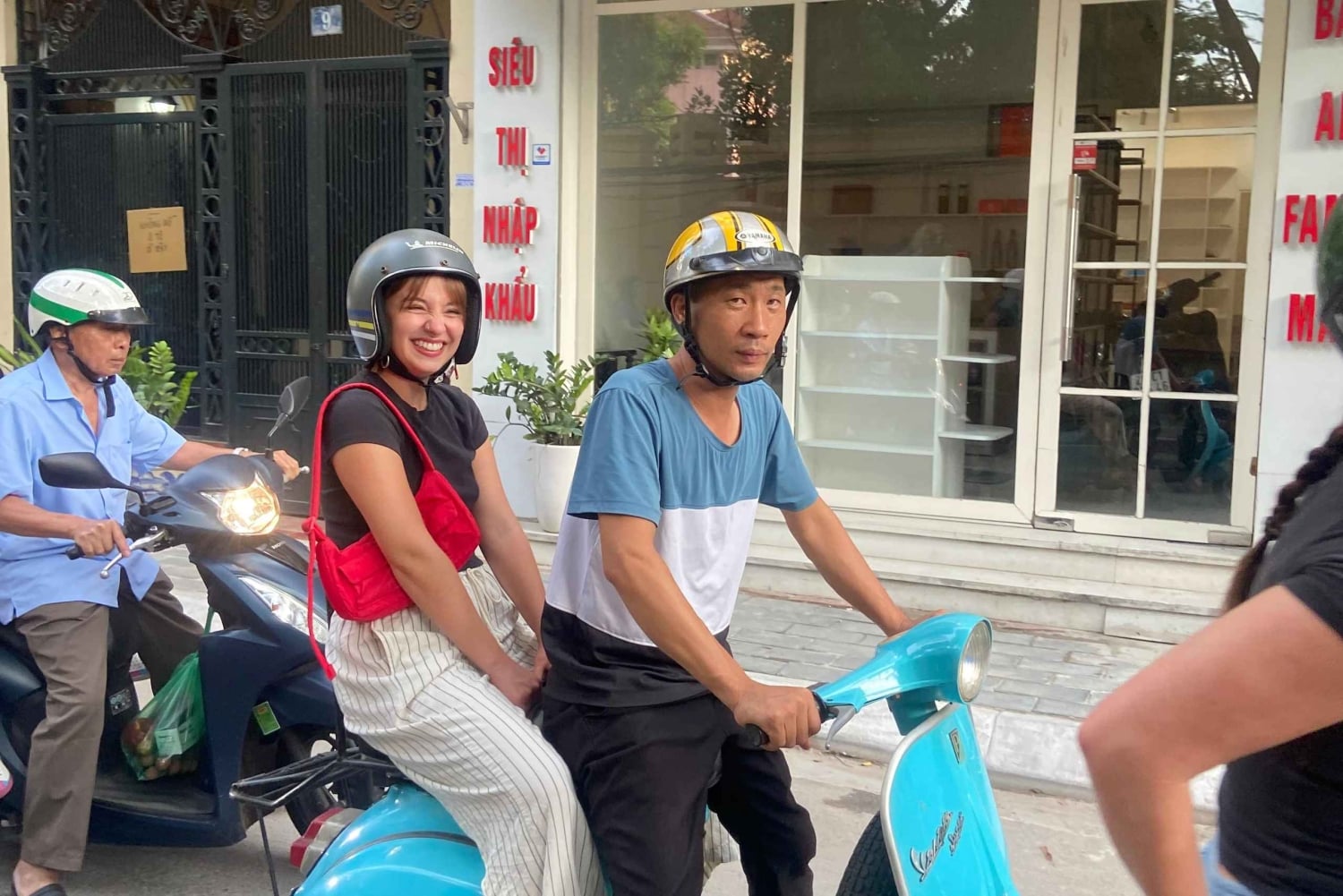 Hanoi Vespa Authentic Experience Tour with Local Guide