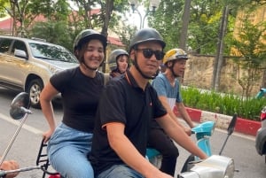 Hanoi Vespa Authentic Experience Tour with Local Guide